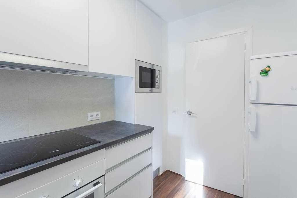 Apartamento Para 4 Con Terraza En El Centro خيرونا المظهر الخارجي الصورة