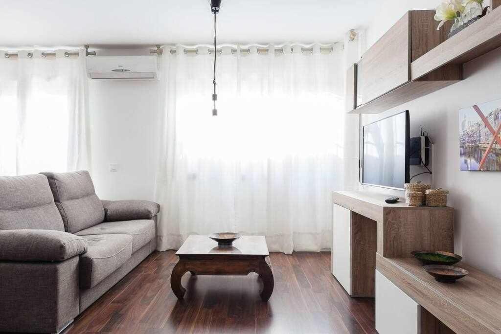 Apartamento Para 4 Con Terraza En El Centro خيرونا المظهر الخارجي الصورة