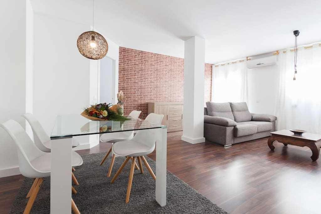 Apartamento Para 4 Con Terraza En El Centro خيرونا المظهر الخارجي الصورة