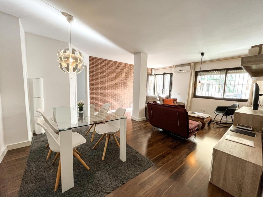 Apartamento Para 4 Con Terraza En El Centro خيرونا المظهر الخارجي الصورة